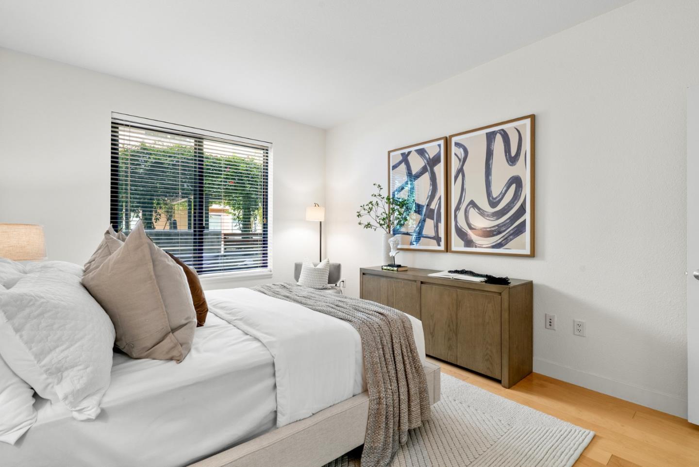 88 Bush ST 1152