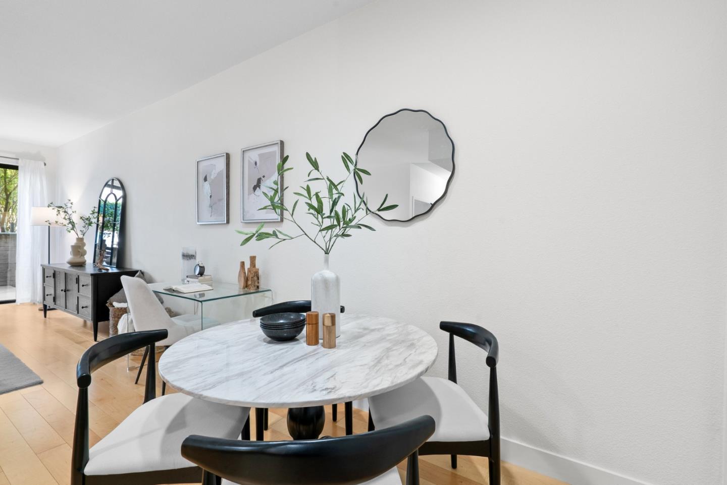 88 Bush ST 1152