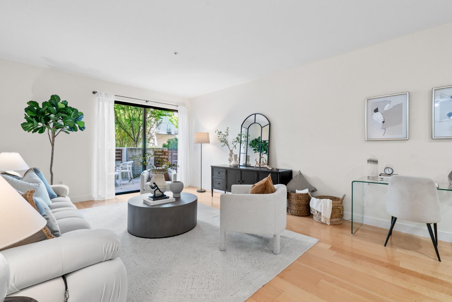 88 Bush ST 1152