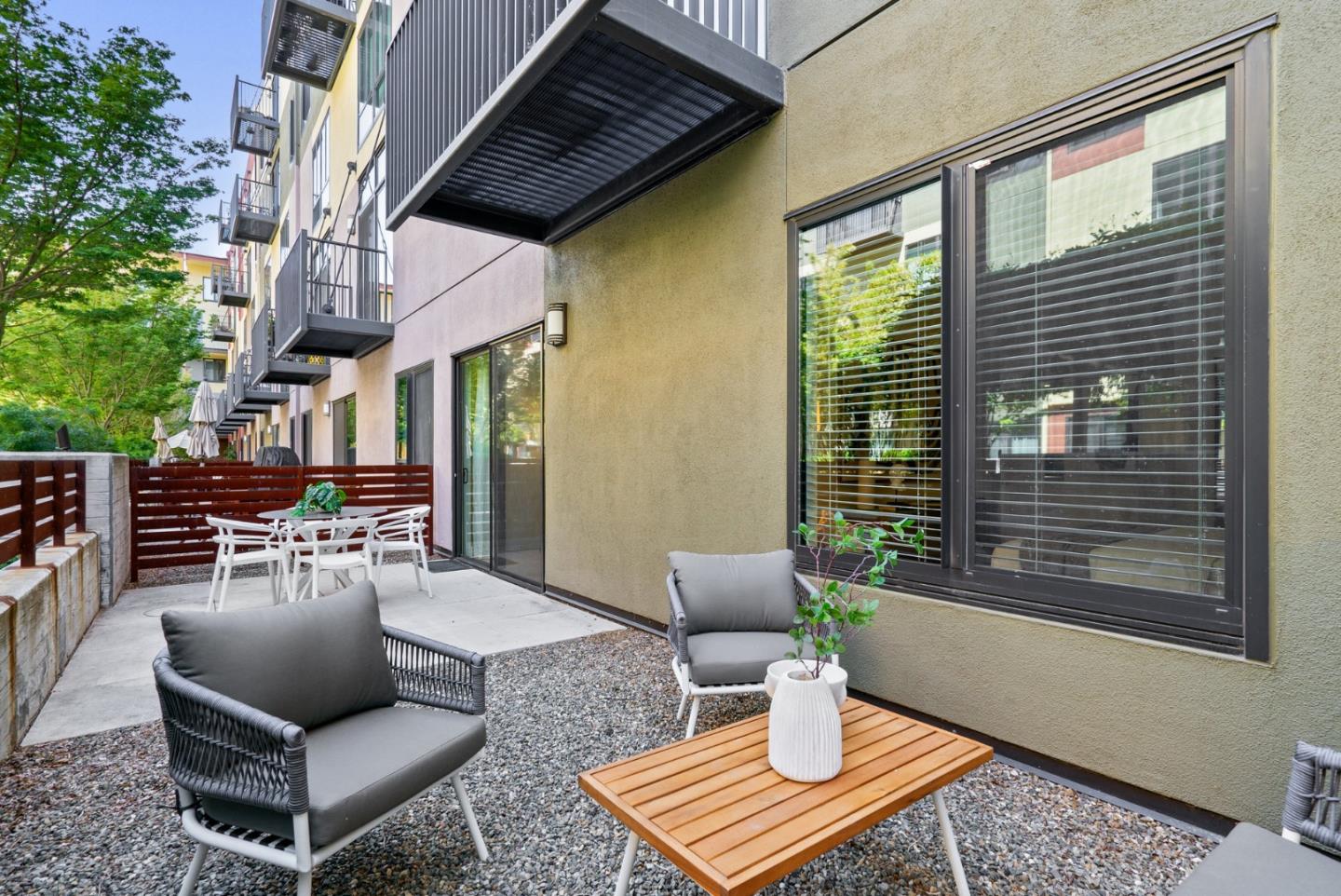 88 Bush ST 1152