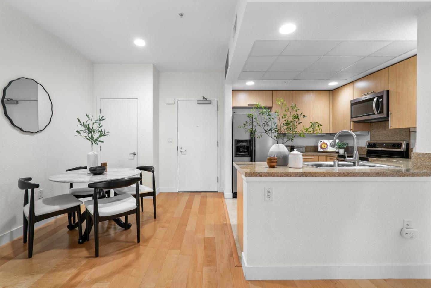 88 Bush ST 1152