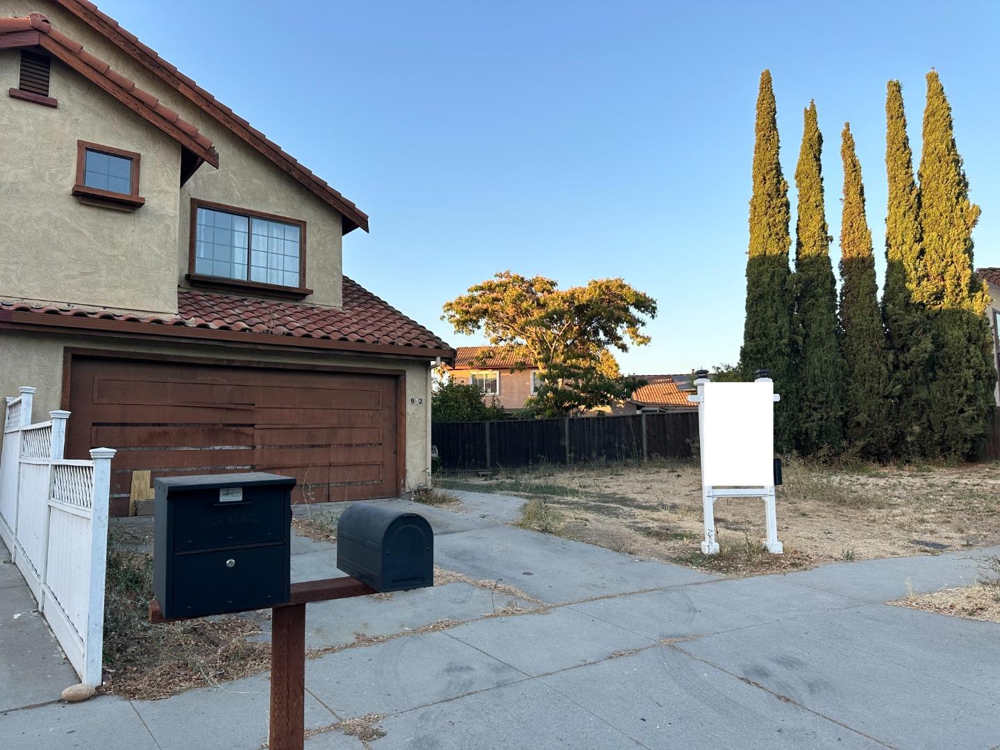 932 Alexis CT