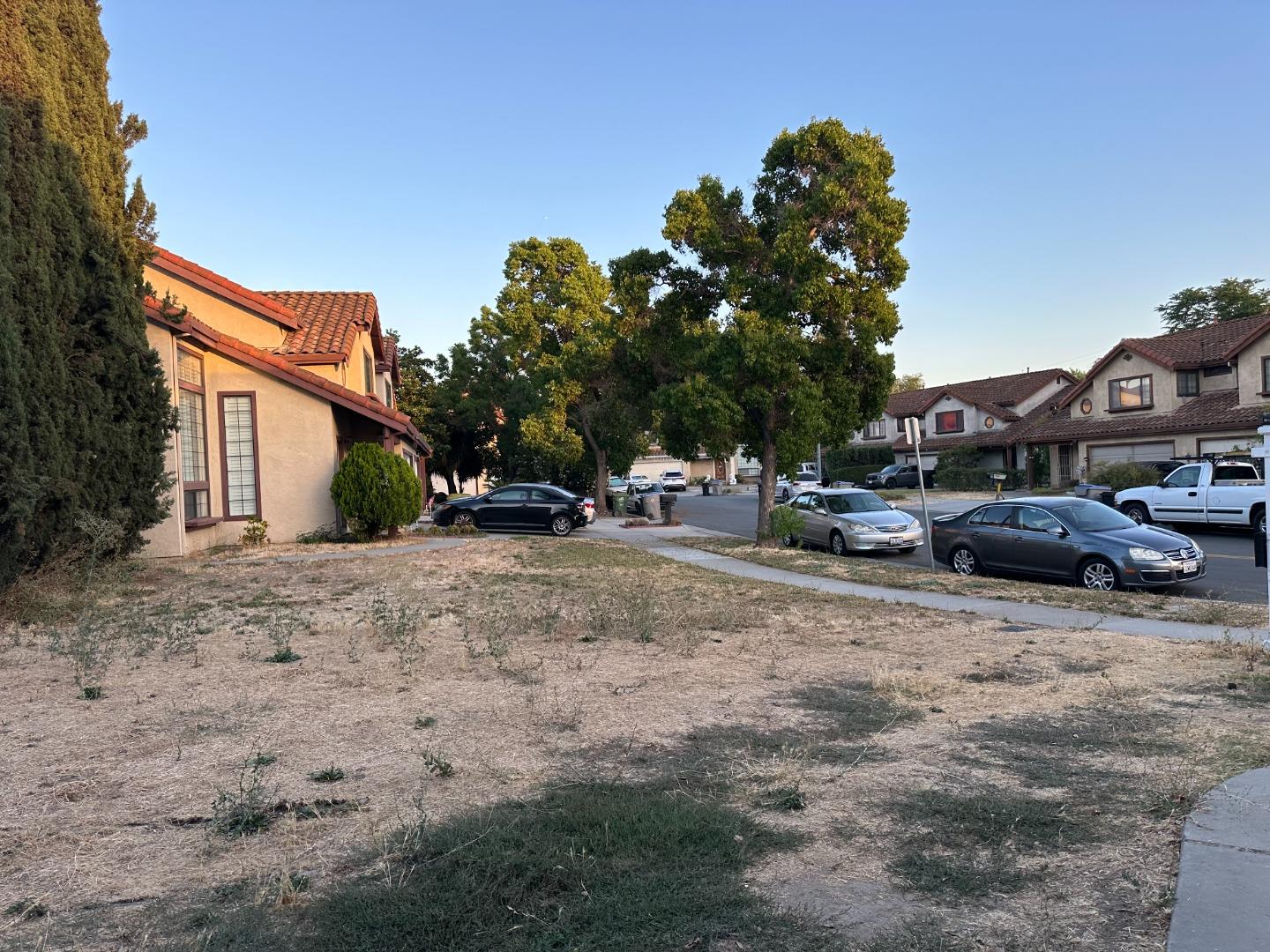 932 Alexis CT