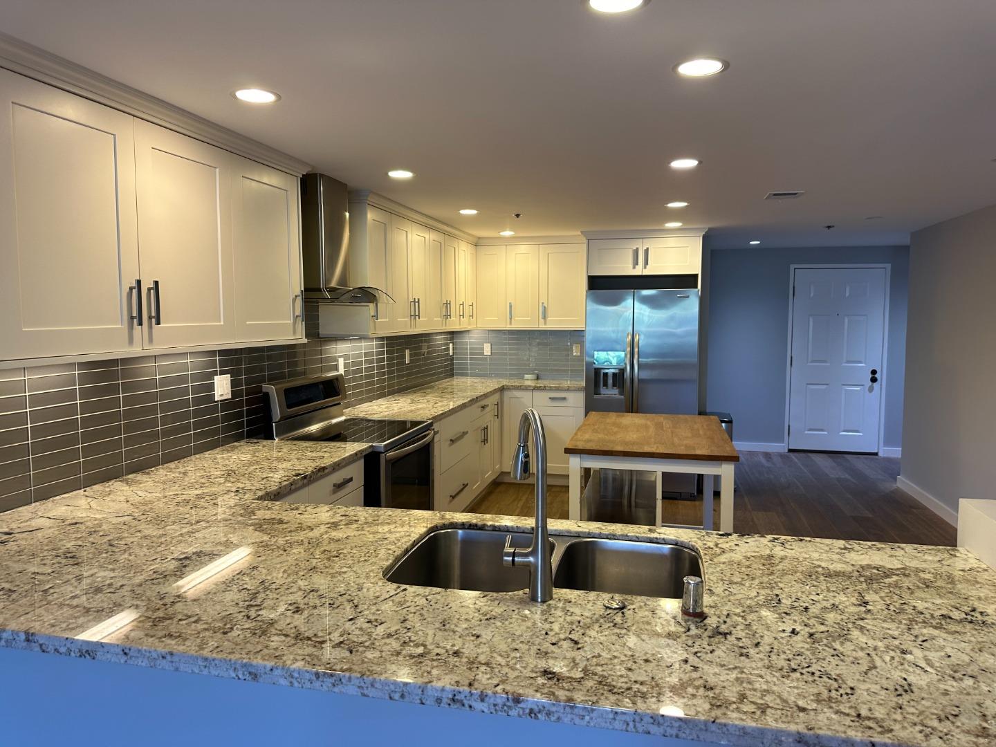 440 Cesano CT 208