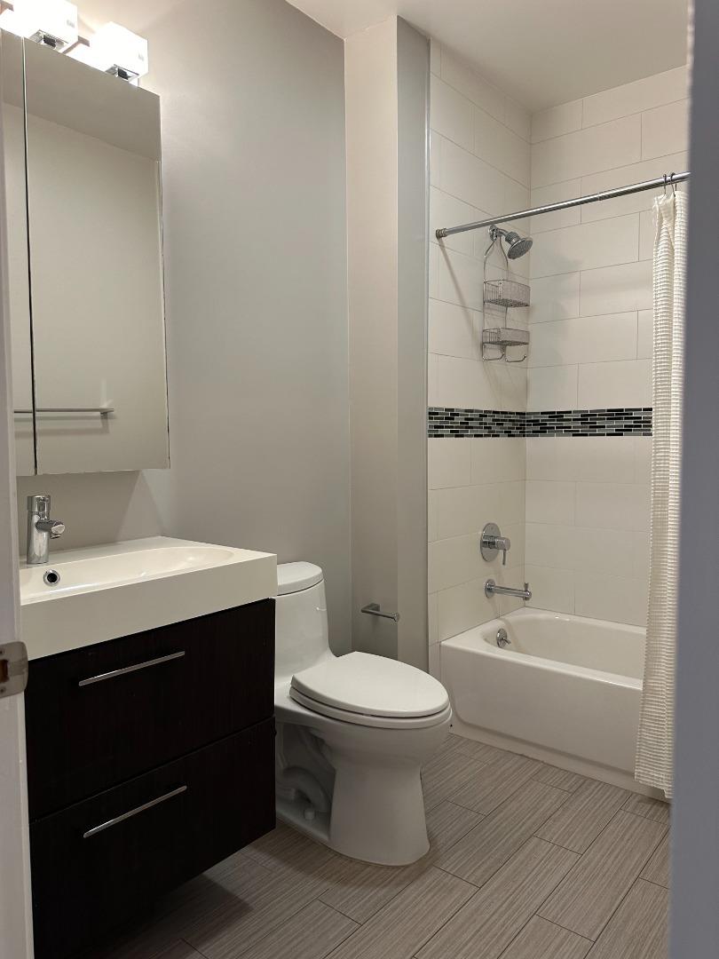 440 Cesano CT 208