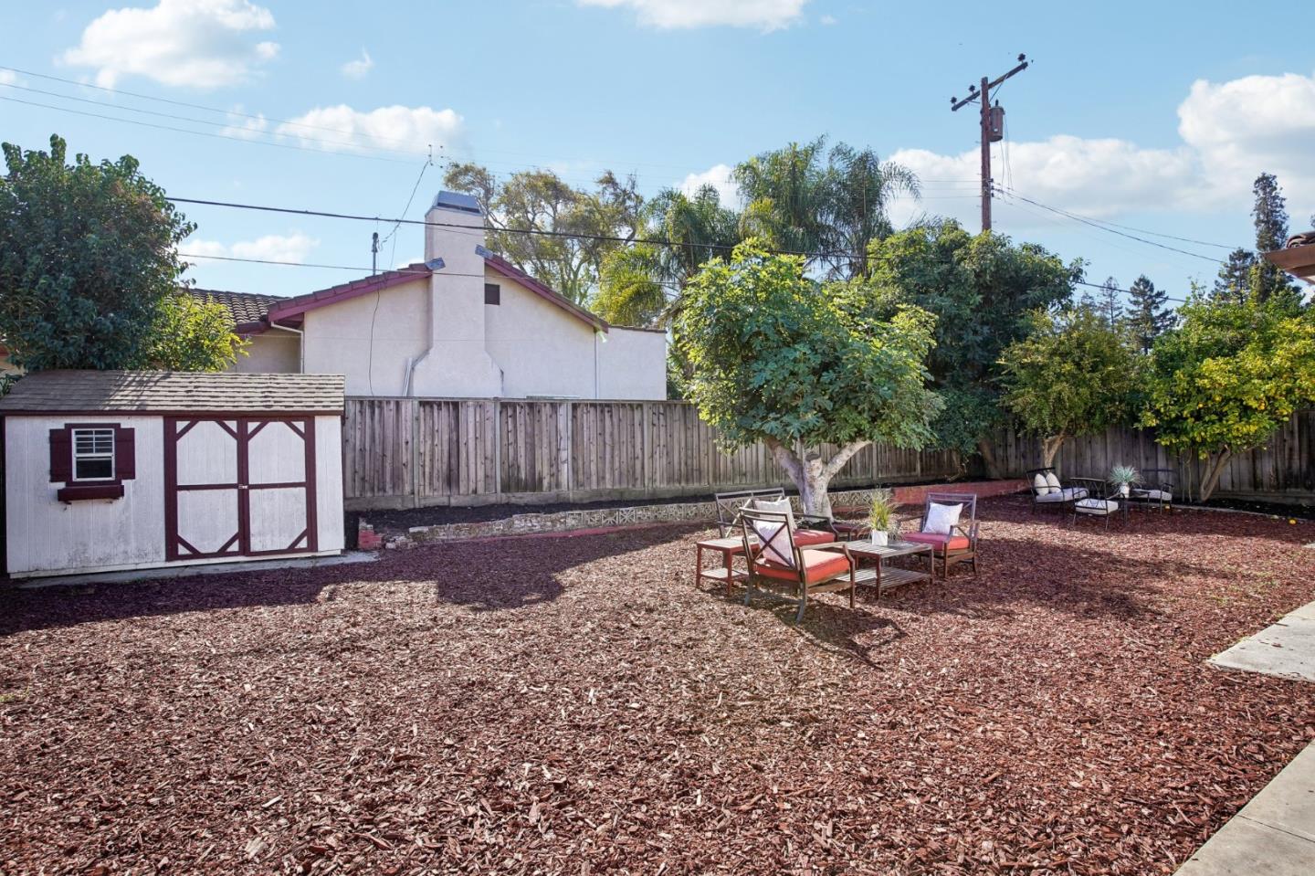 1352 Don AVE