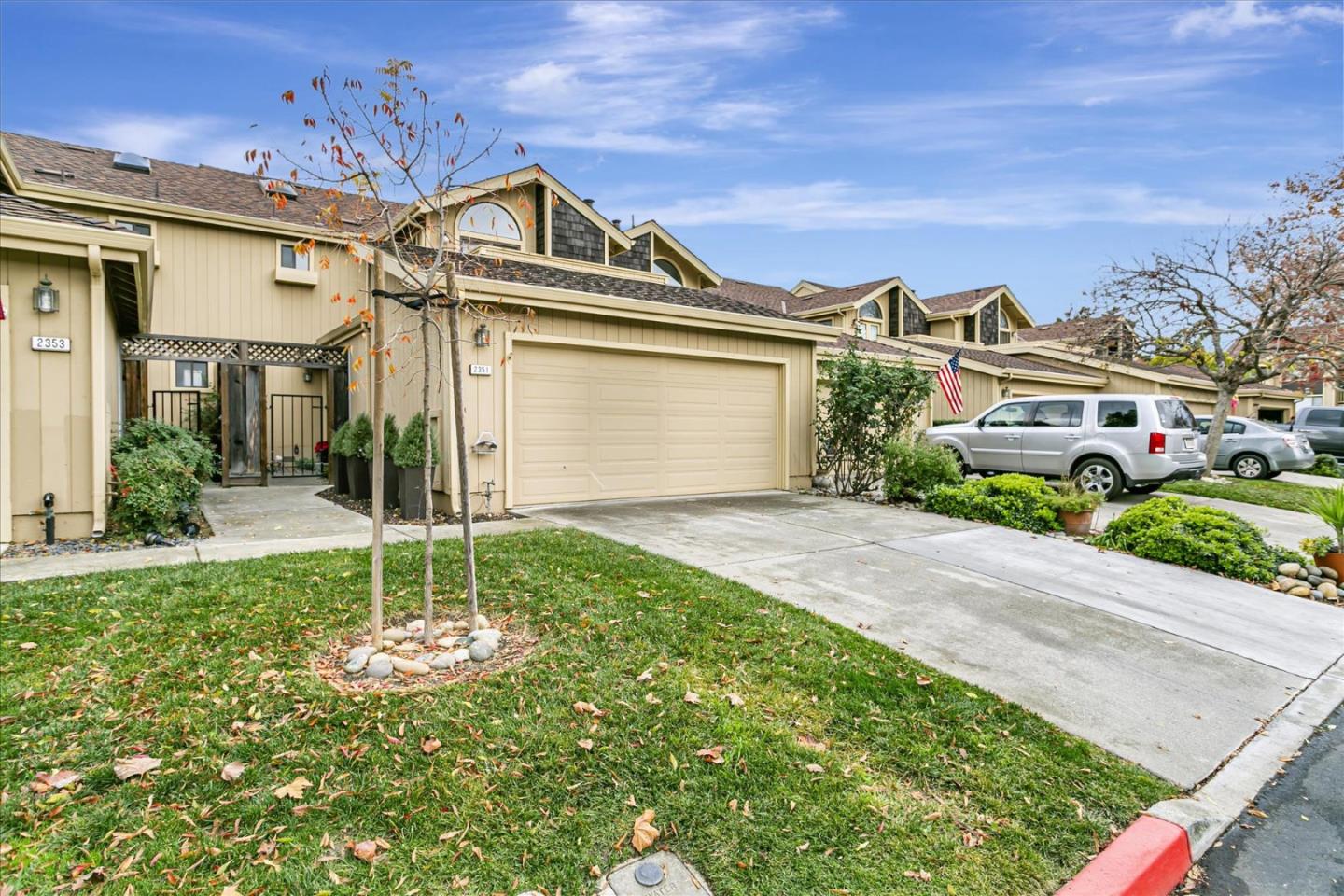 2351 Leptis CIR