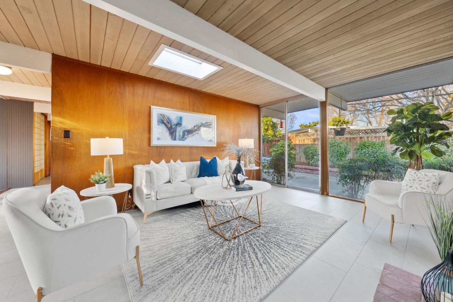 2302 Fairglen DR