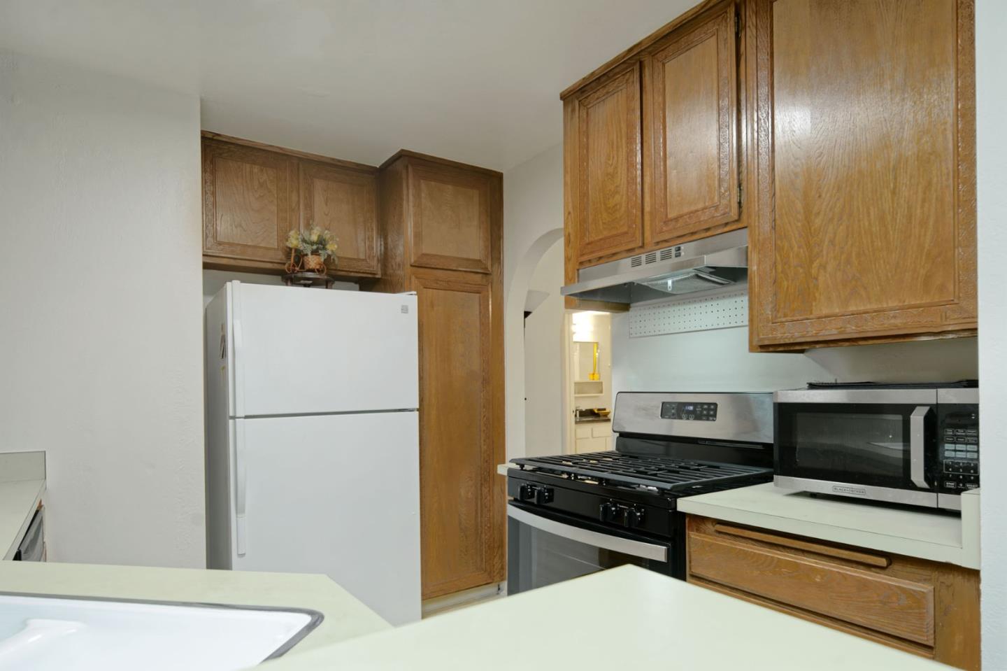 219 Kiely BLVD B