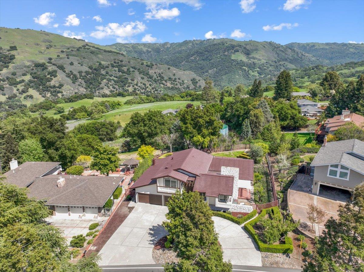 16385 Jackson Oaks Drive