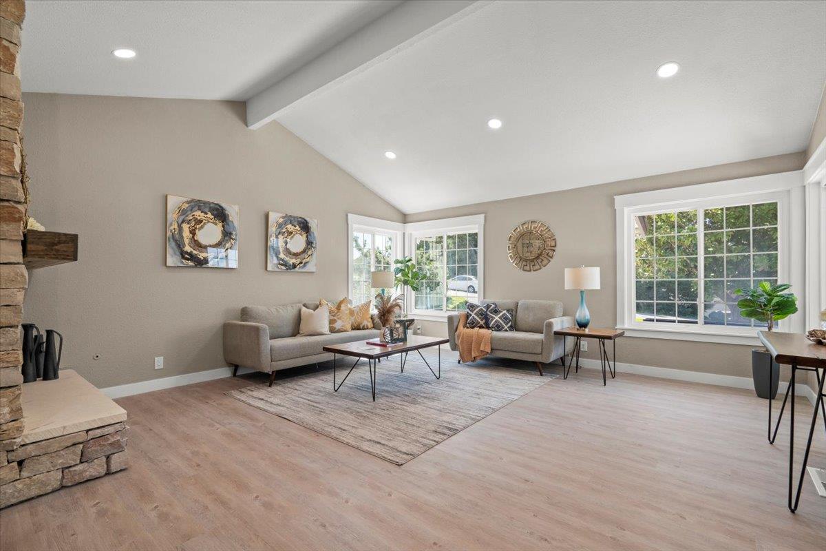 16385 Jackson Oaks Drive