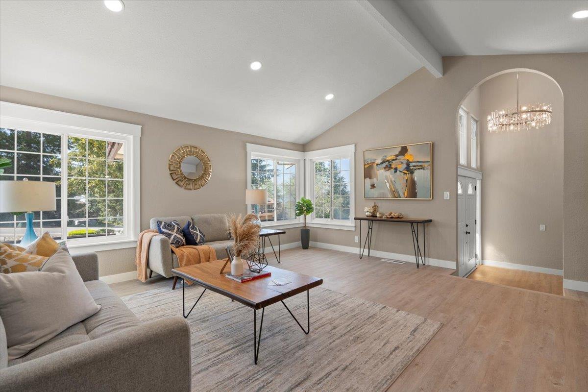 16385 Jackson Oaks Drive