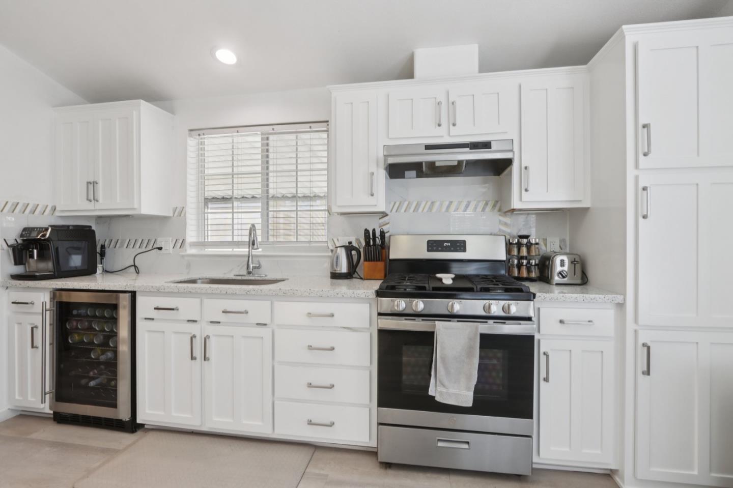 200 Ford Road Unit: 242