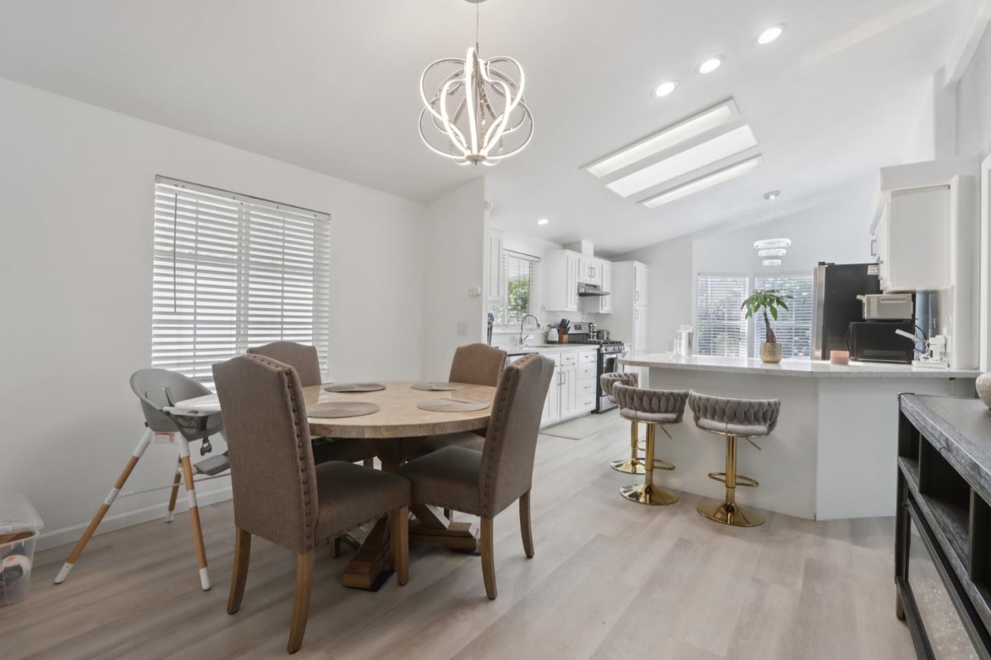 200 Ford Road Unit: 242