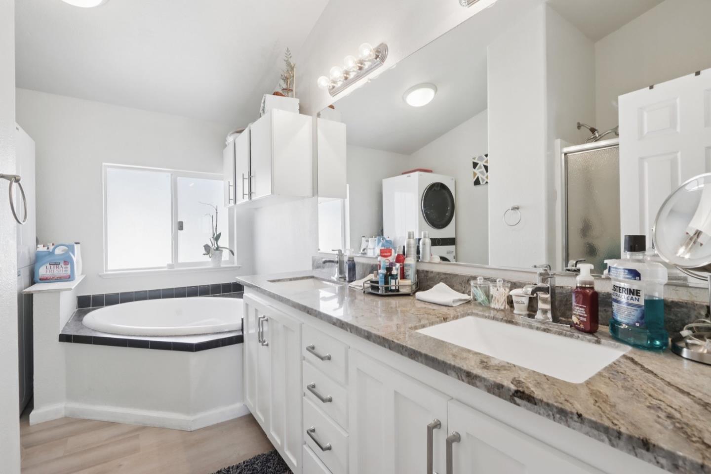 200 Ford Road Unit: 242