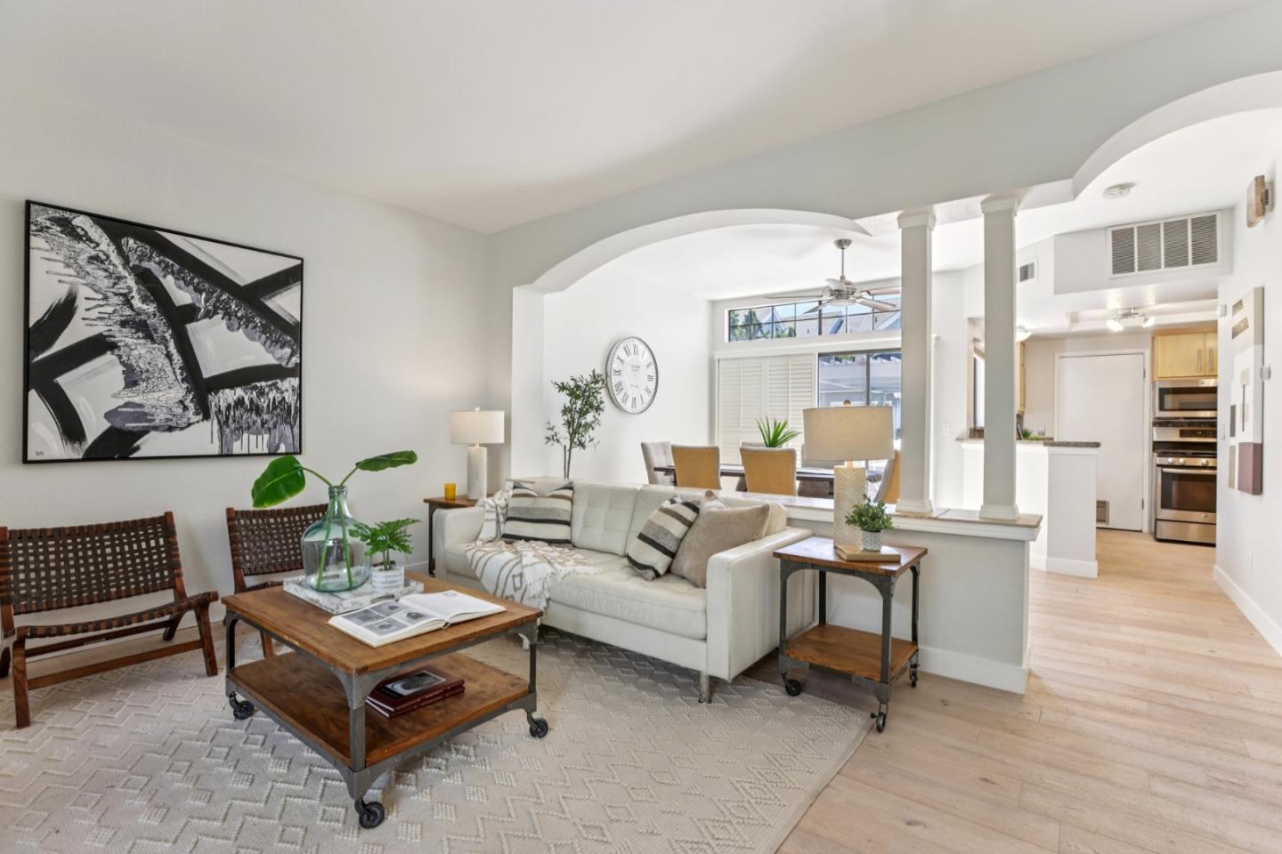 472 Mountain Laurel Court