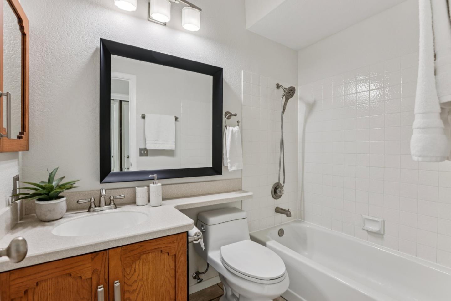 472 Mountain Laurel Court