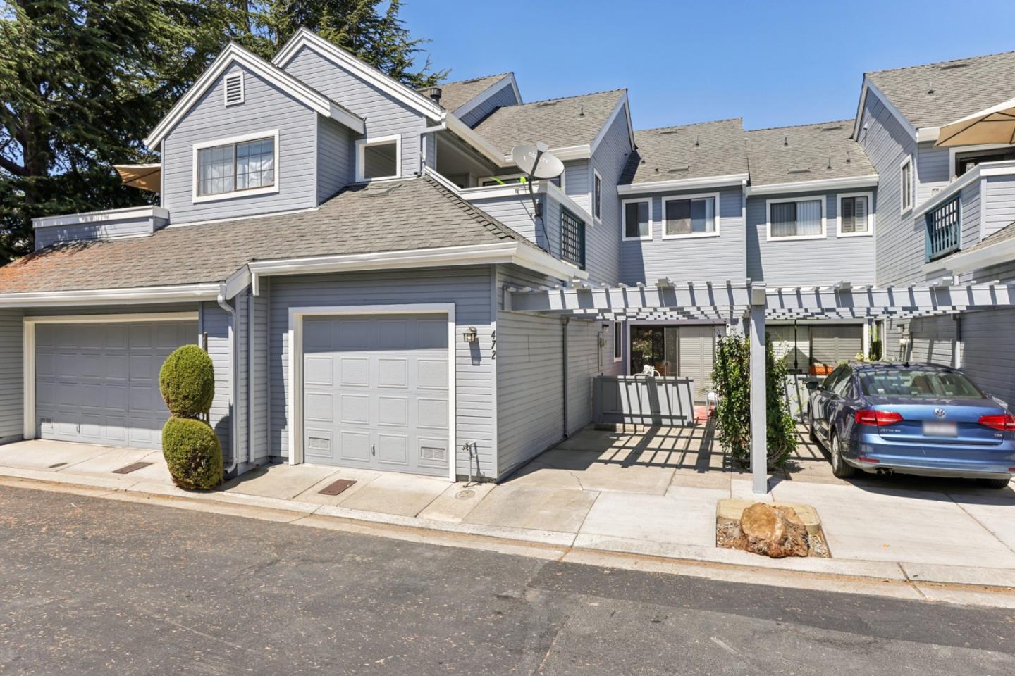 472 Mountain Laurel Court