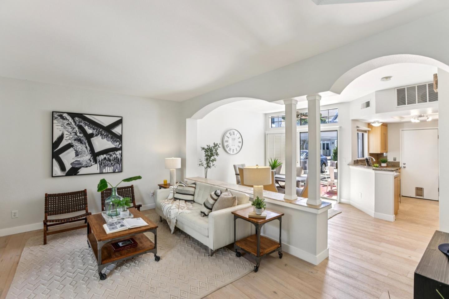 472 Mountain Laurel Court