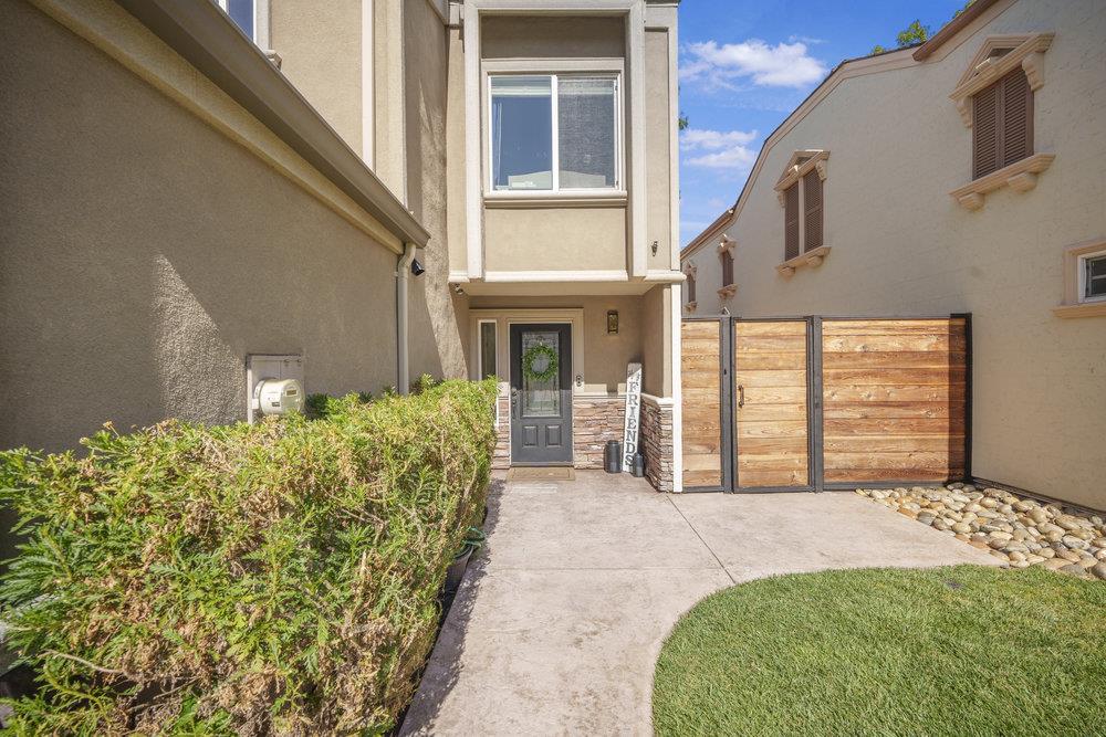 965 Oak Park Drive