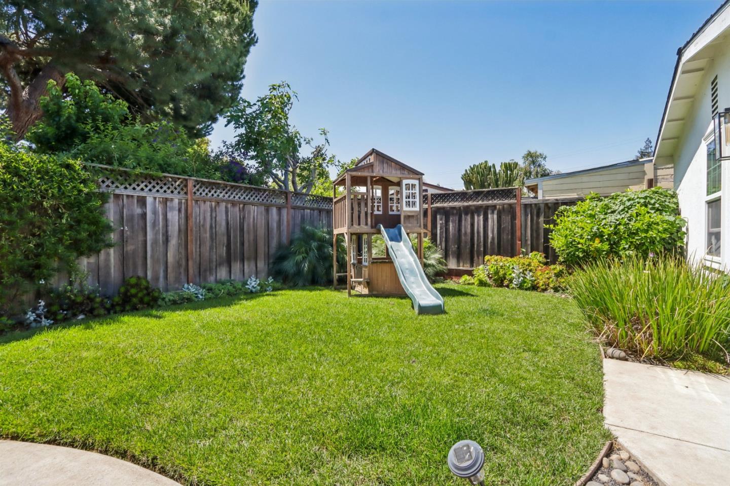 501 Bradley Avenue