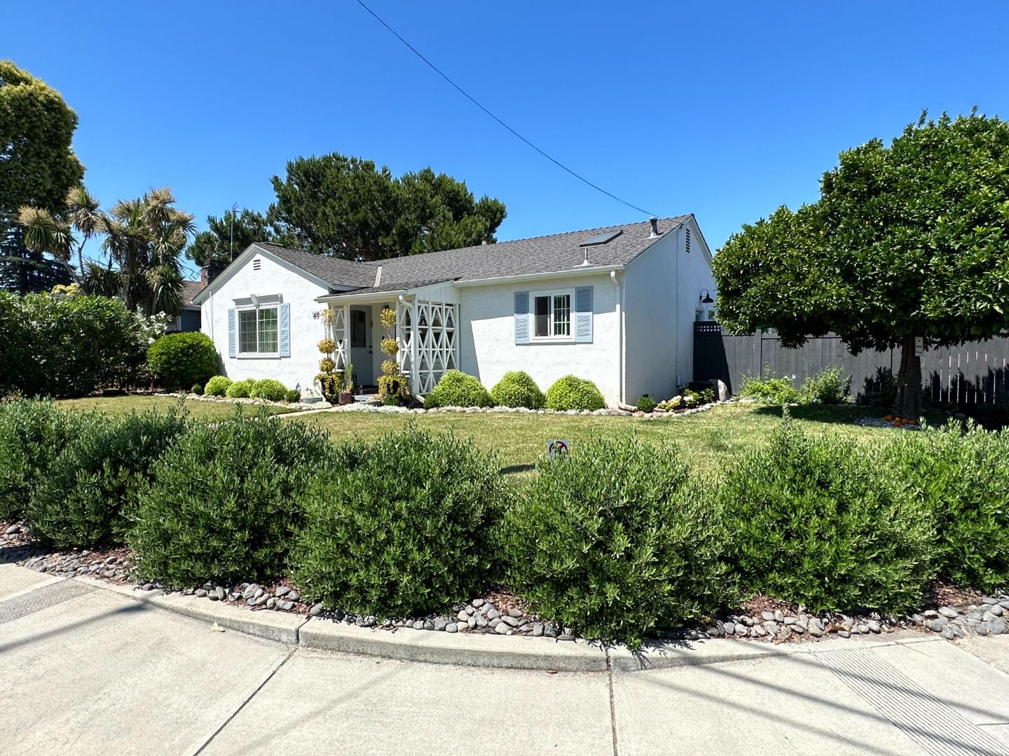 501 Bradley Avenue