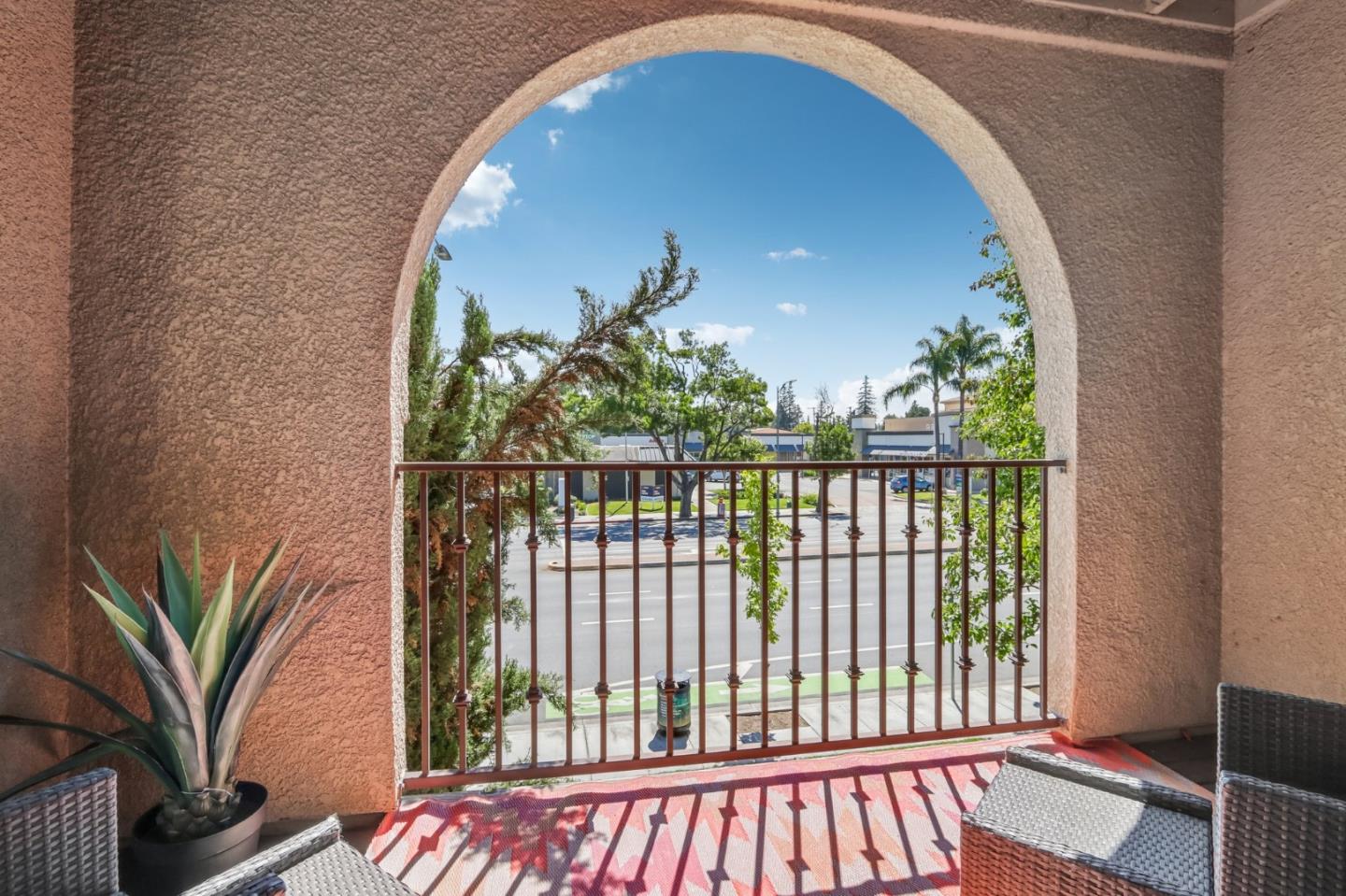801 South Winchester Boulevard 1204