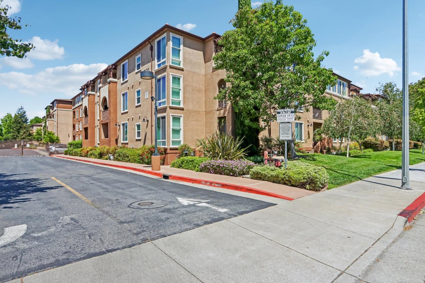 801 South Winchester Boulevard 1204
