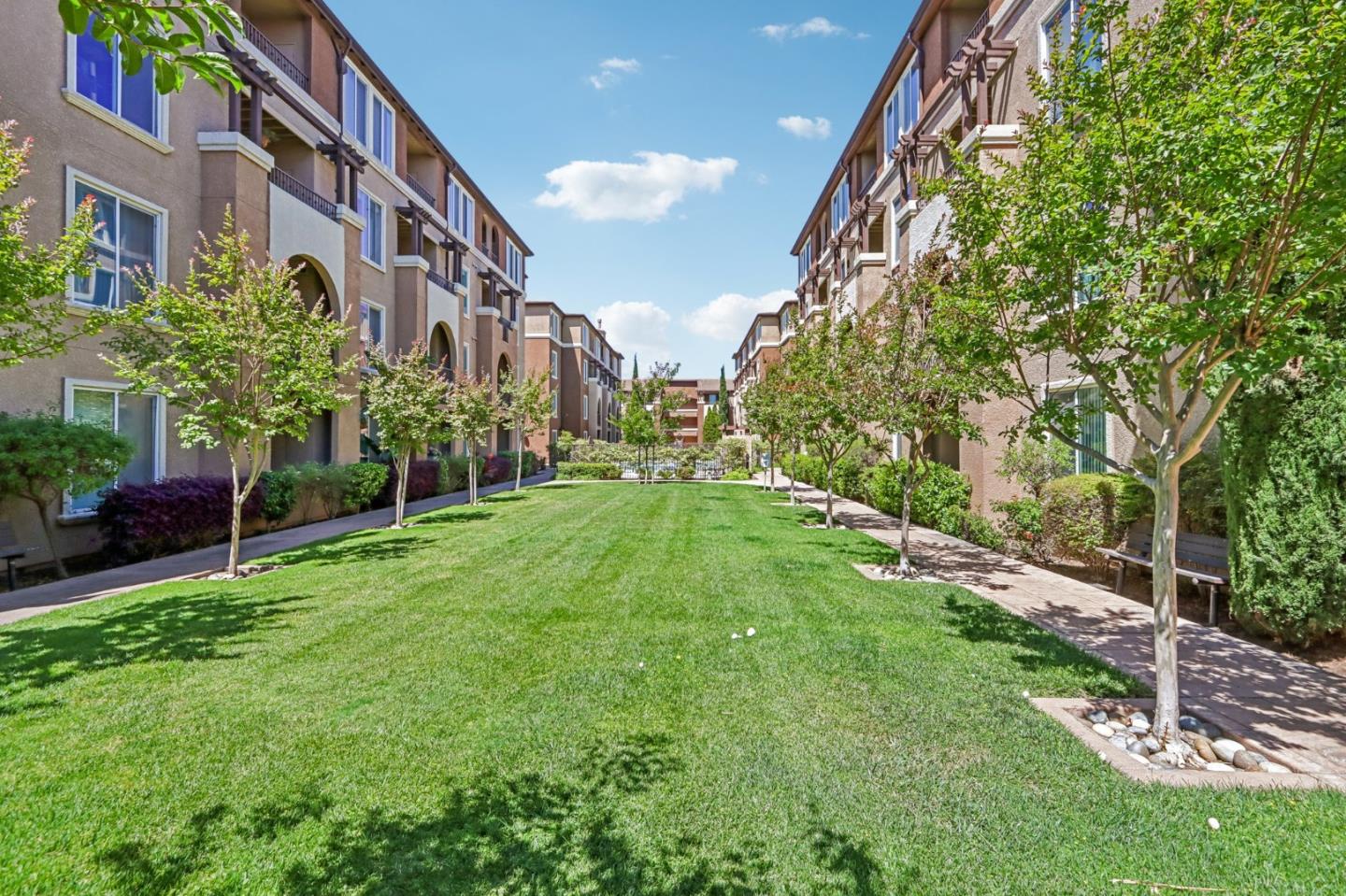 801 South Winchester Boulevard 1204