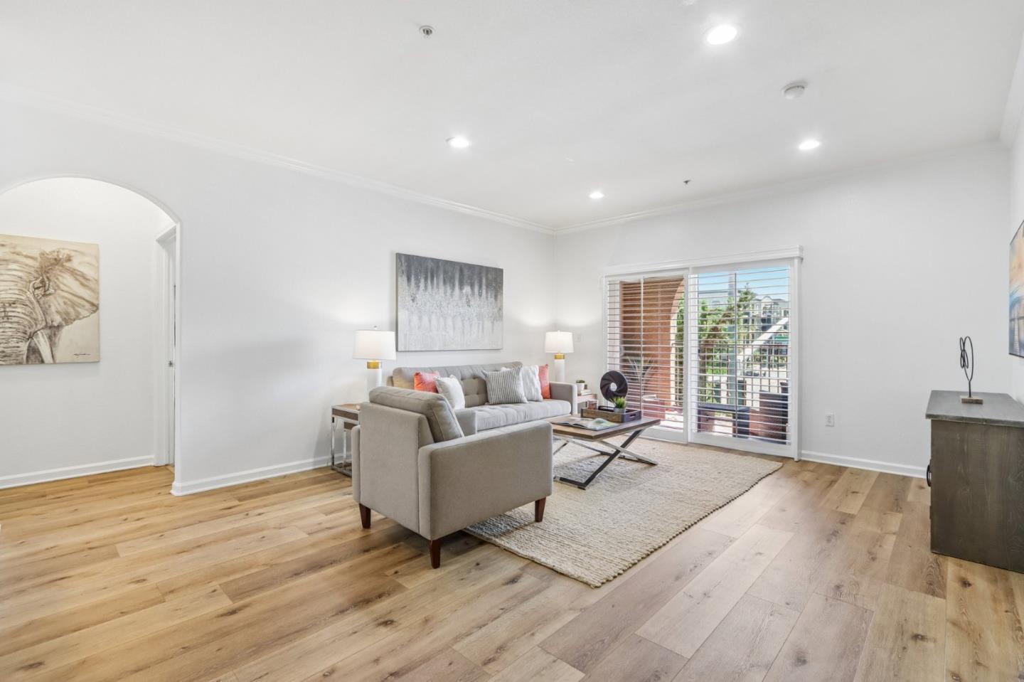 801 South Winchester Boulevard 1204