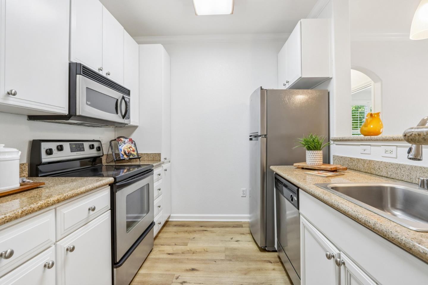801 South Winchester Boulevard 1204
