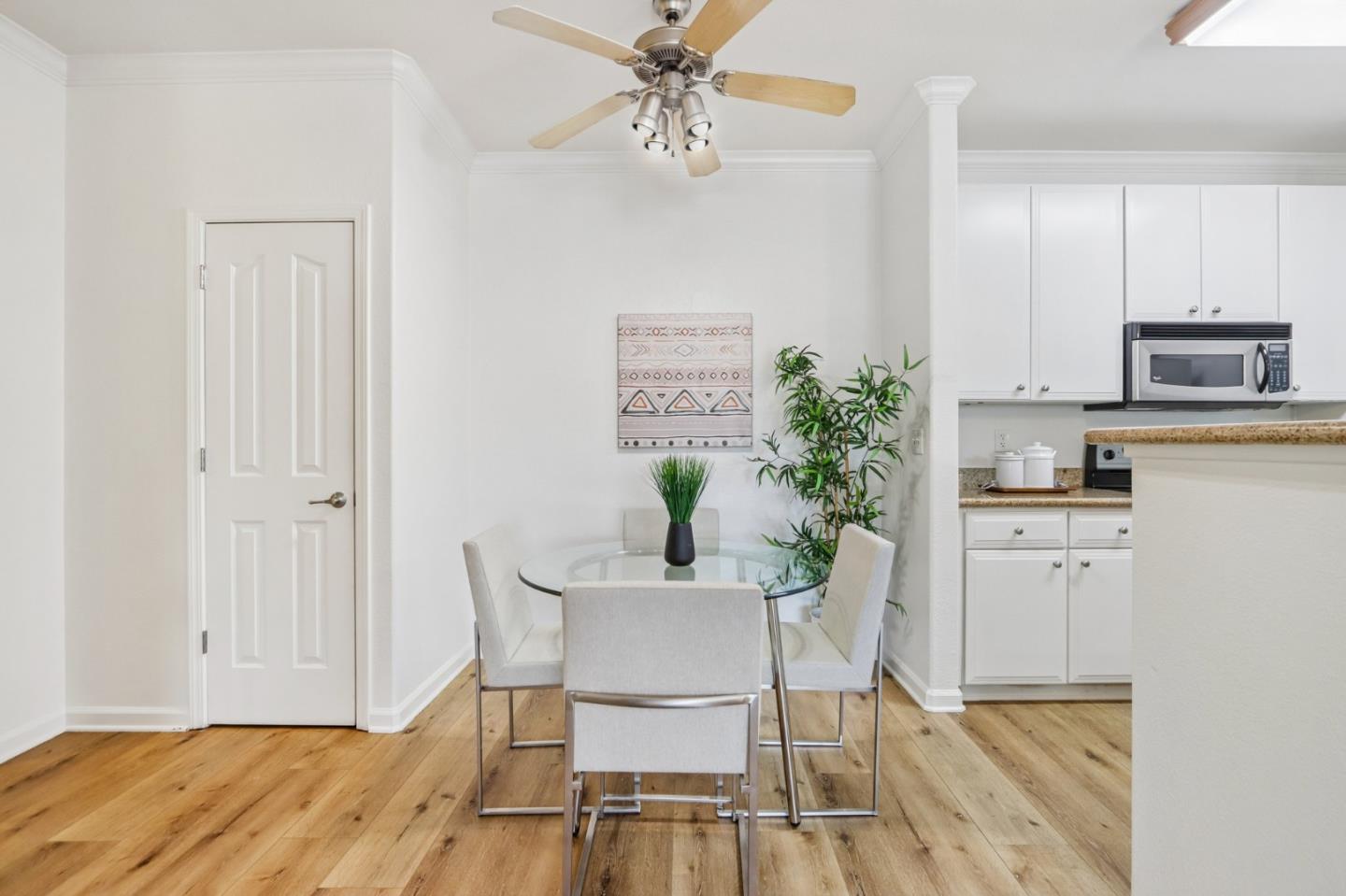 801 South Winchester Boulevard 1204