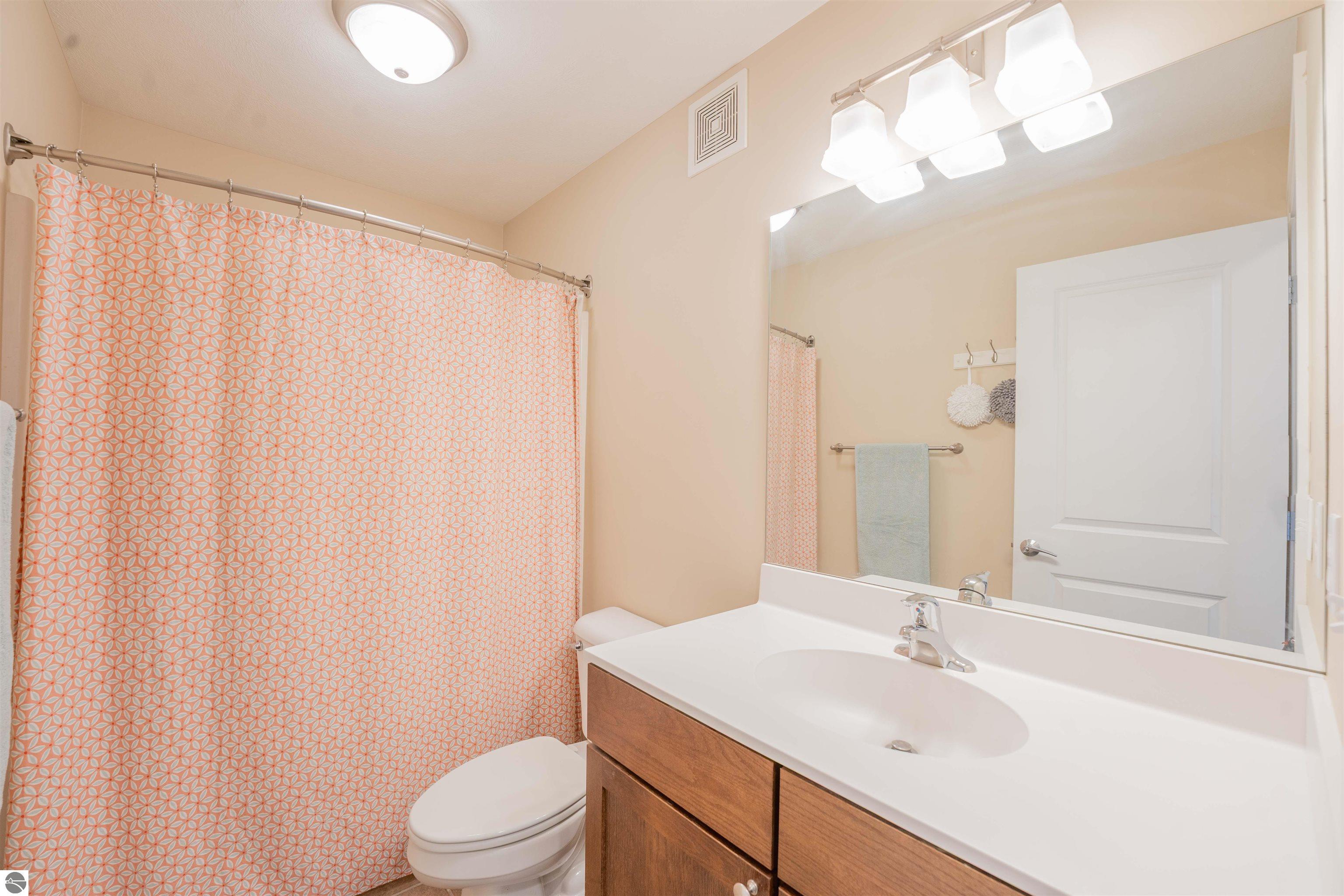 151 E Railroad Avenue # A Unit: #A