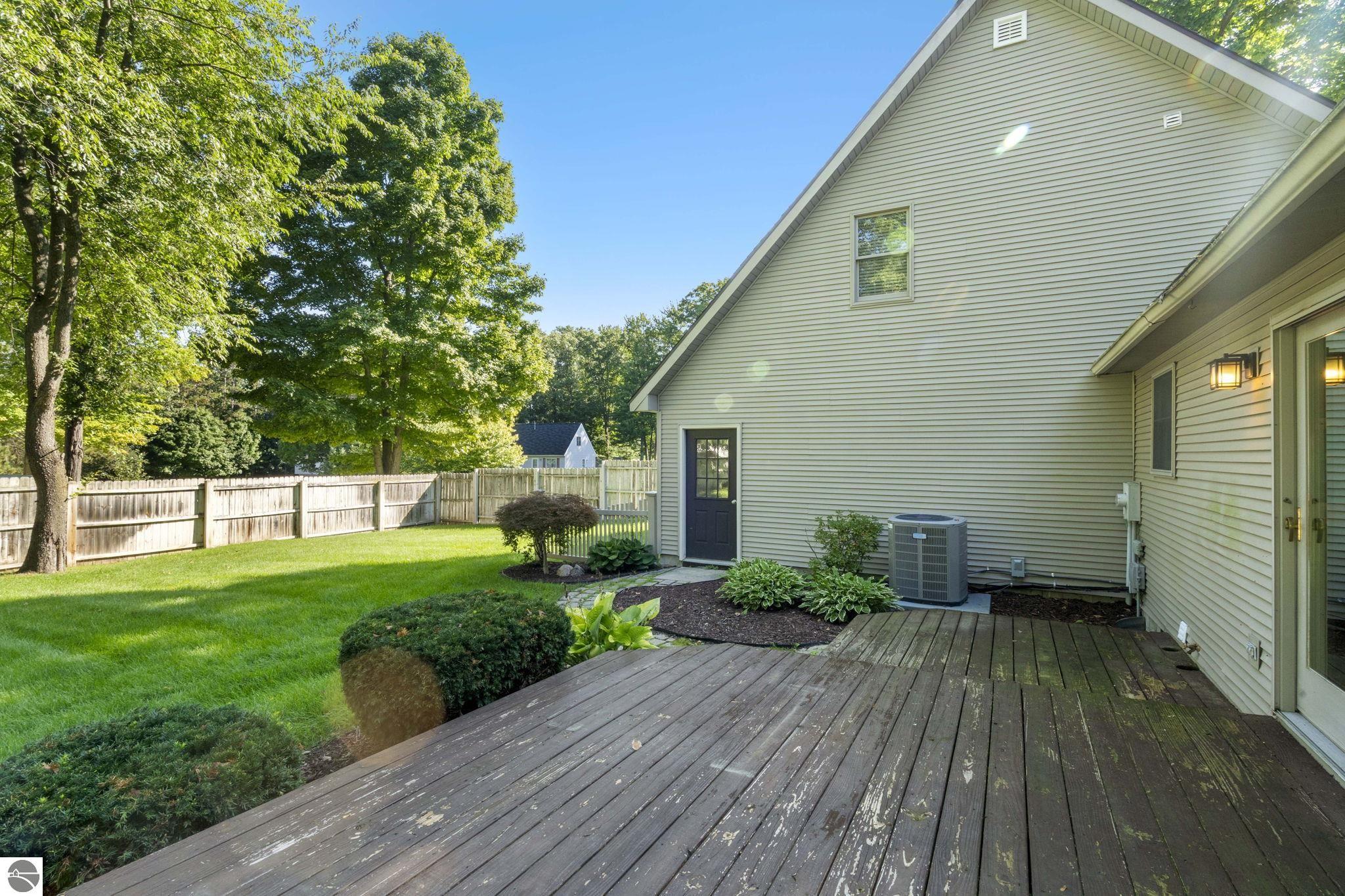20614 White Oak Drive
