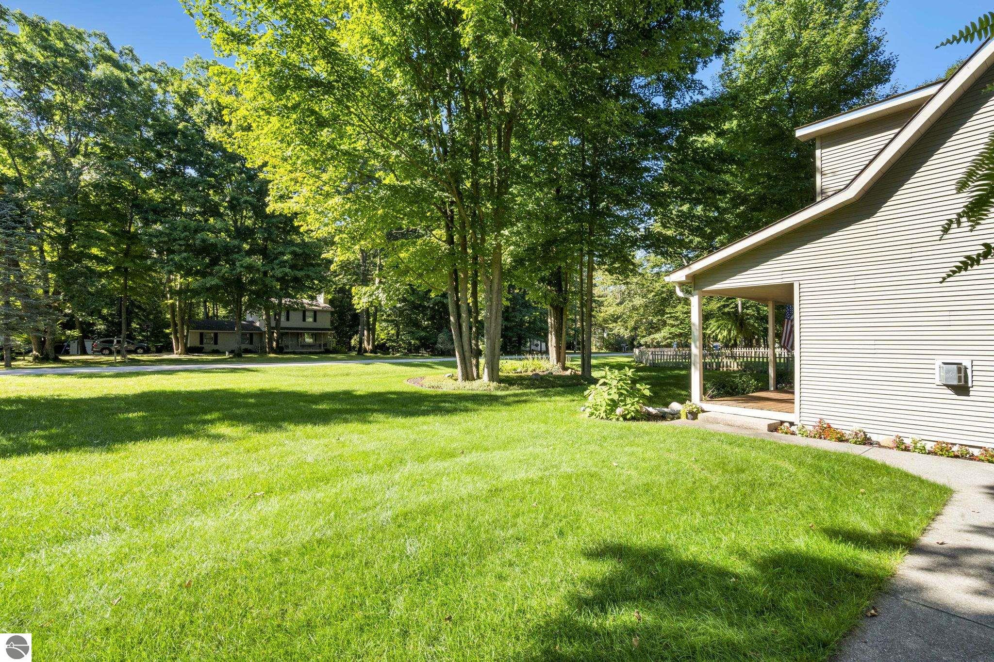 20614 White Oak Drive