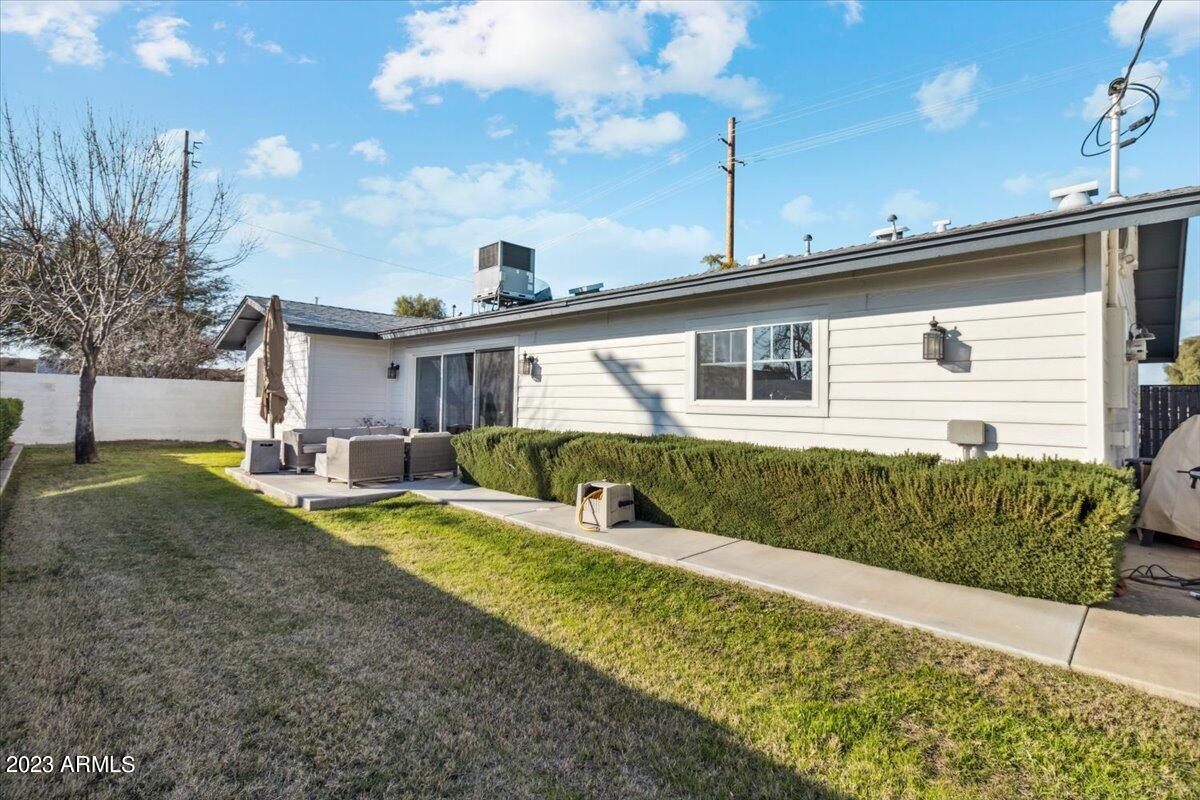4233 E Osborn Road