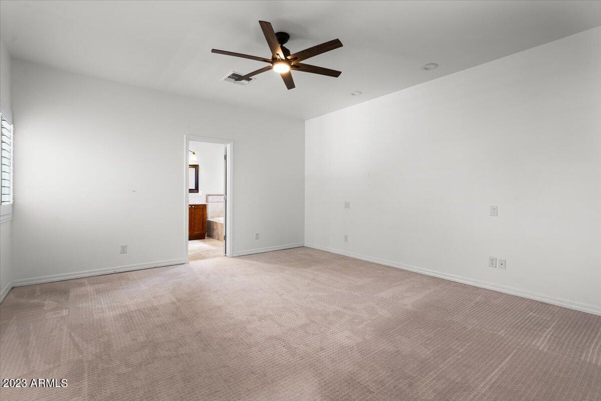 3007 N 47th Place