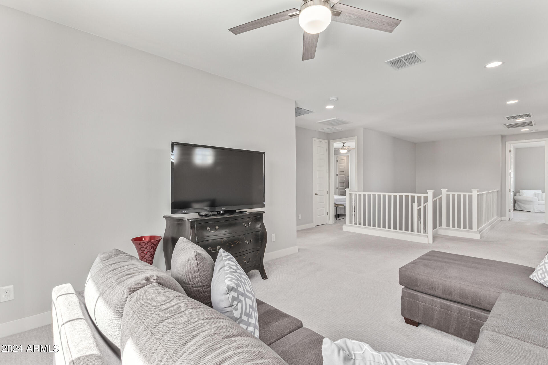 240 W Fellars Drive