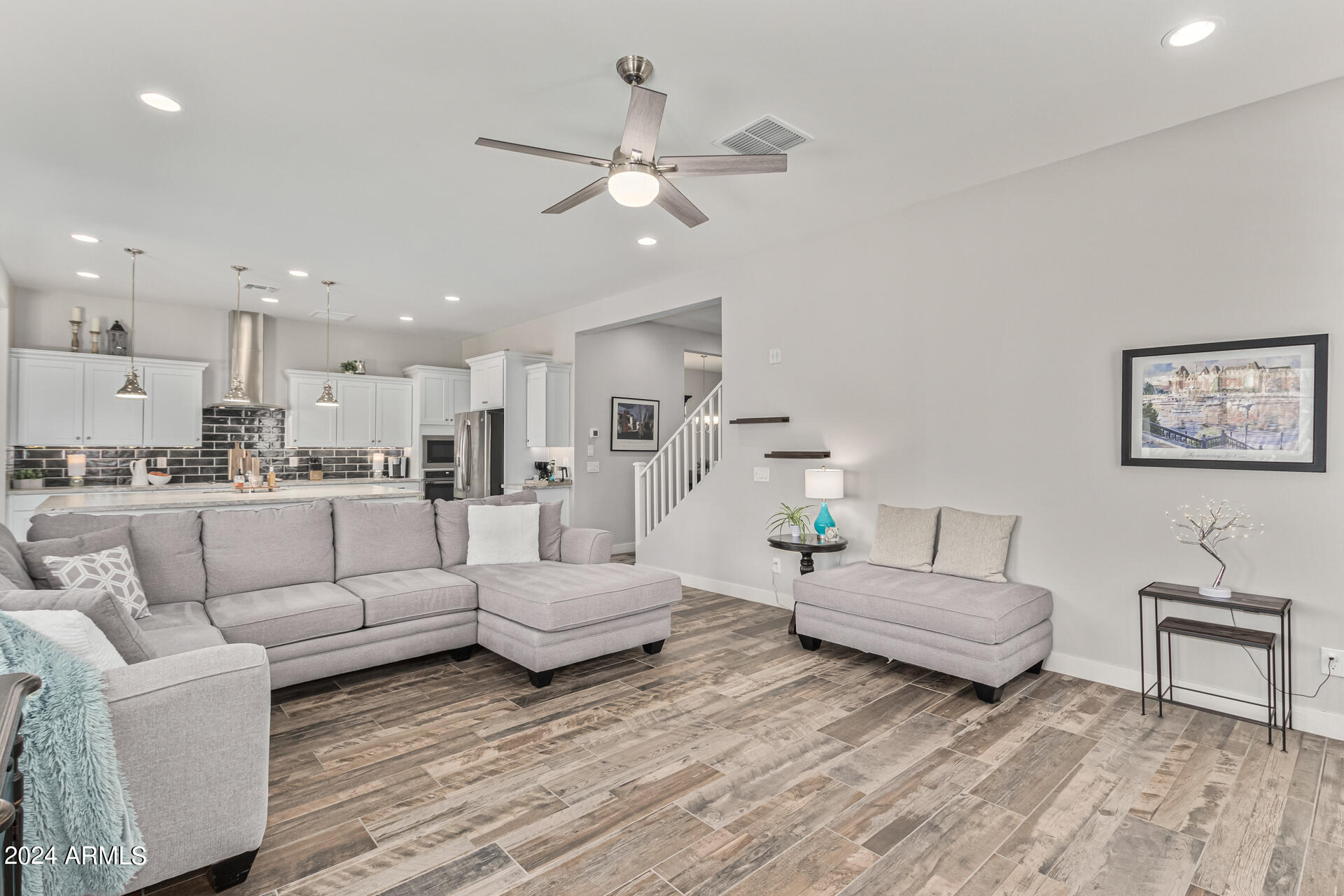 240 W Fellars Drive