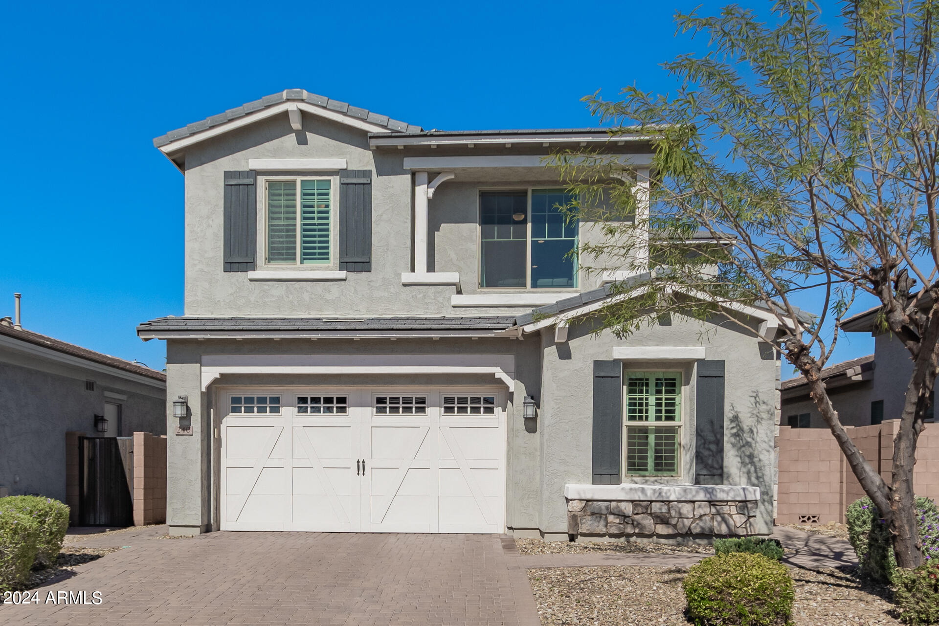 240 W Fellars Drive