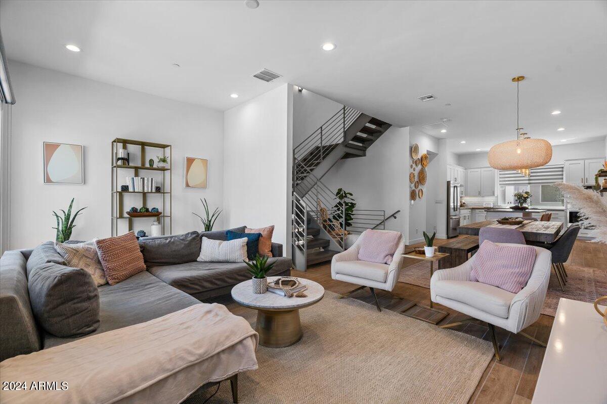 4444 N 25TH Street # 8
