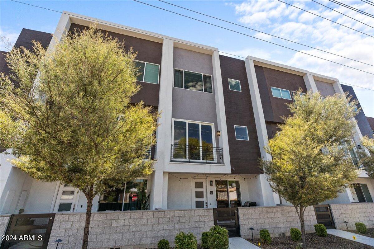 4444 N 25TH Street # 8