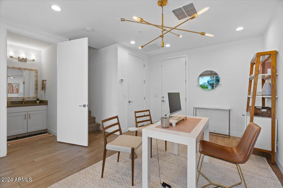 4444 N 25TH Street # 8