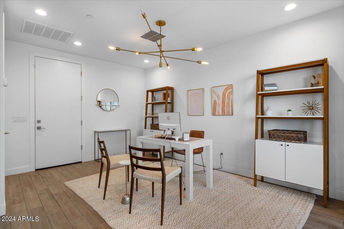 4444 N 25TH Street # 8