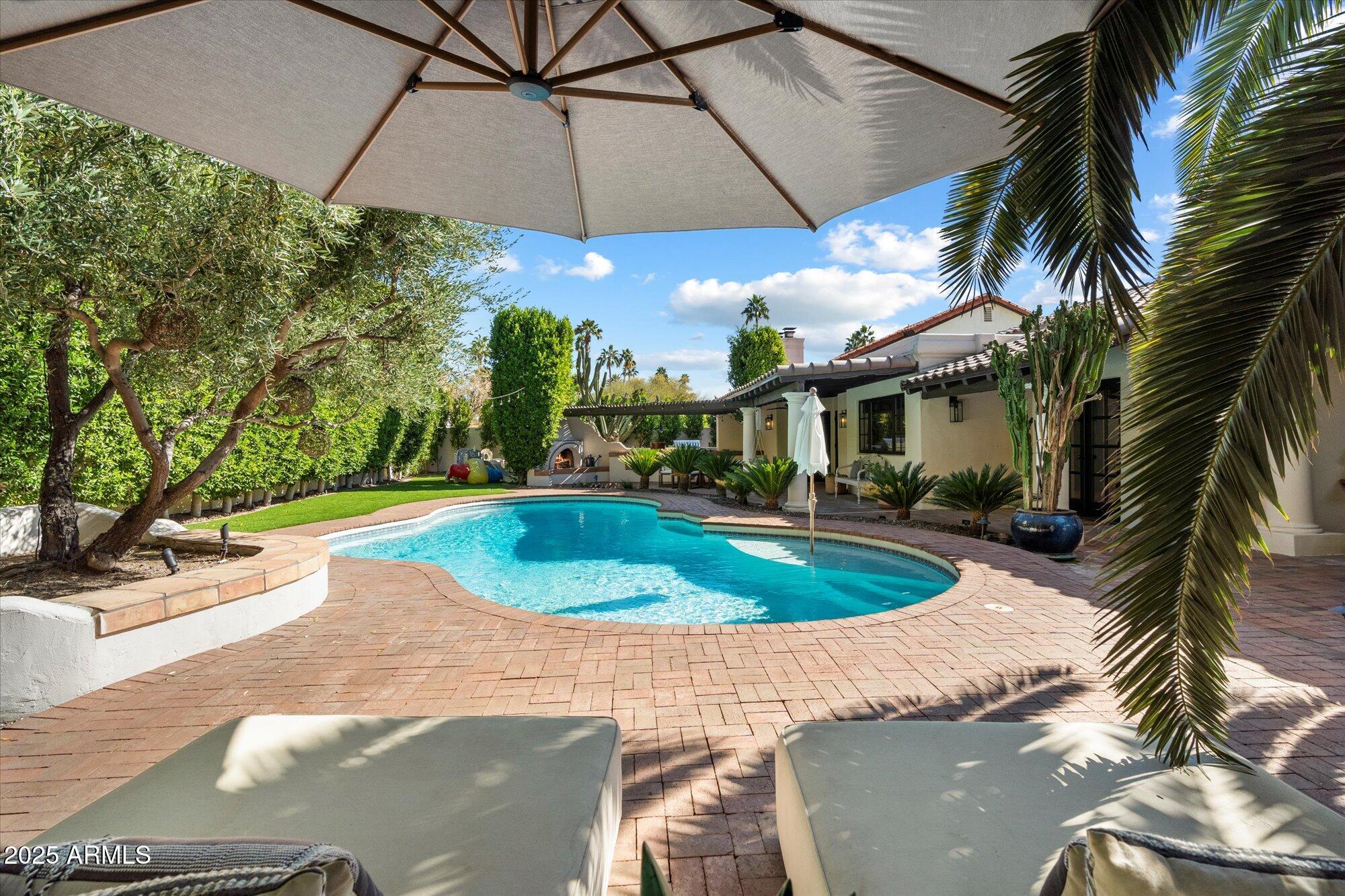 9836 E TOPAZ Drive