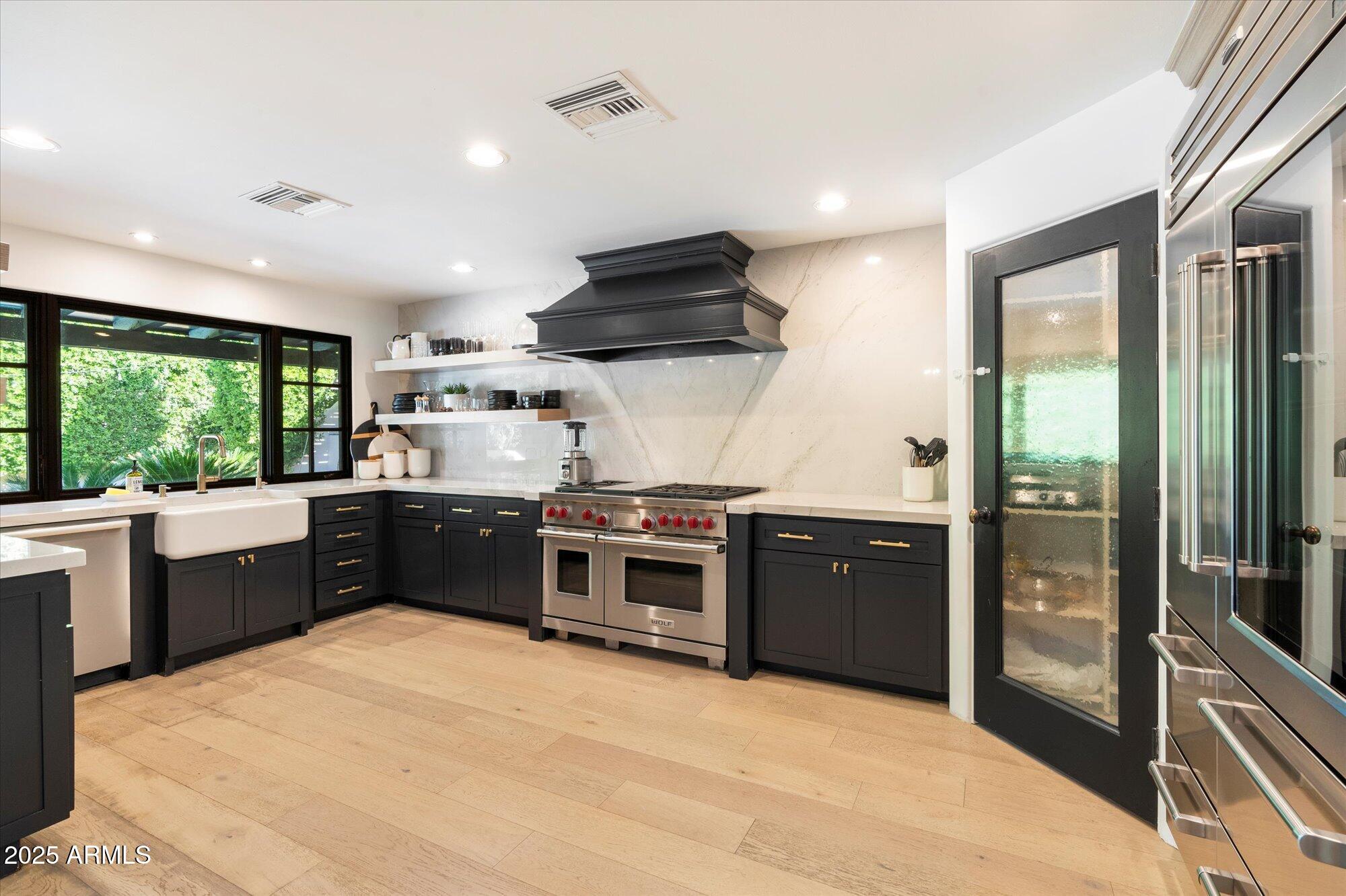9836 E TOPAZ Drive