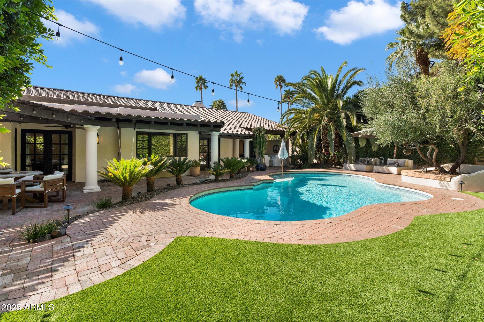 9836 E TOPAZ Drive