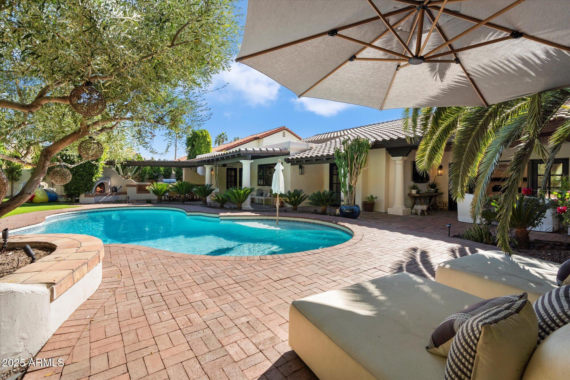 9836 E TOPAZ Drive
