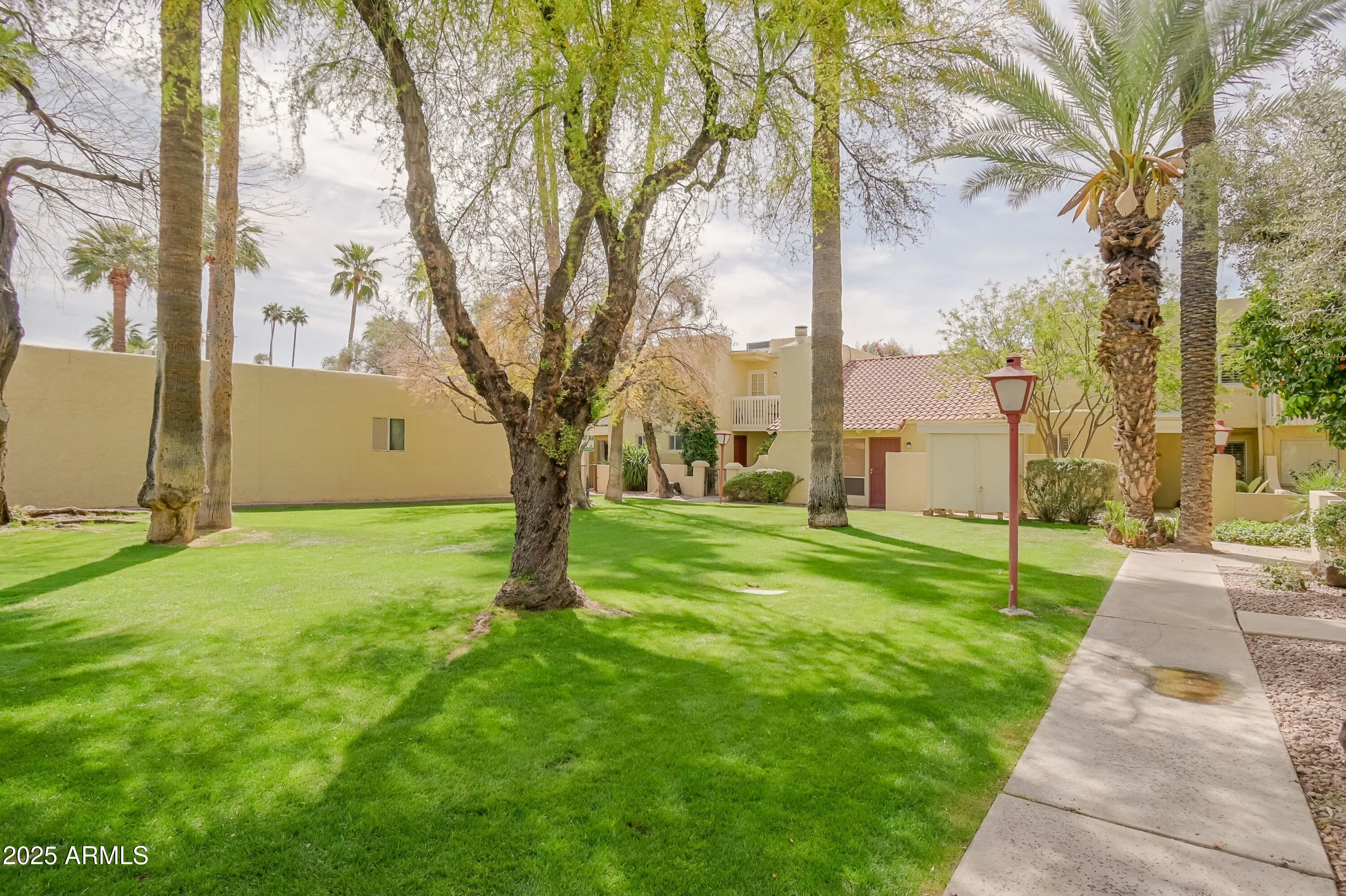 6540 N 7TH Avenue, 46