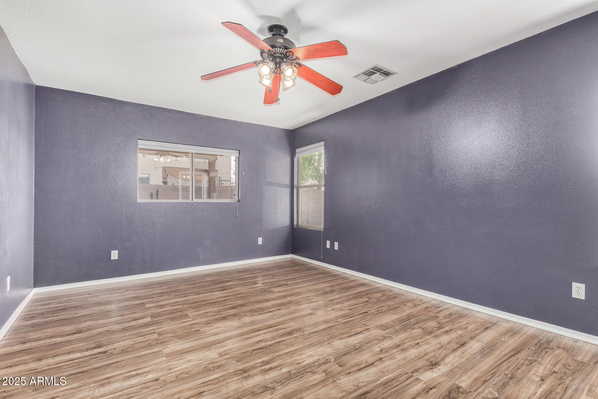 2424 E PEACH TREE Drive